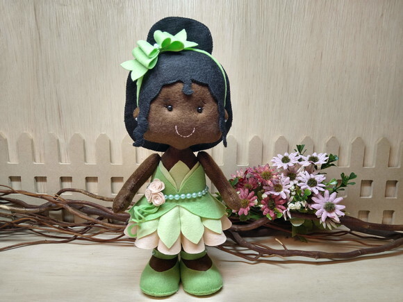 Tiana em feltro - Princesas