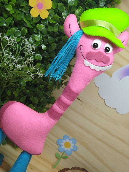 Trolls de Feltro -Cooper (Girafa)