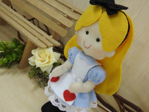 Alice no País das Maravilhas em Feltro