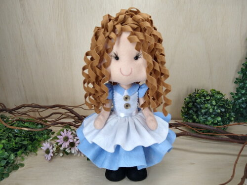 Alice no País das Maravilhas em Feltro - Personalizada
