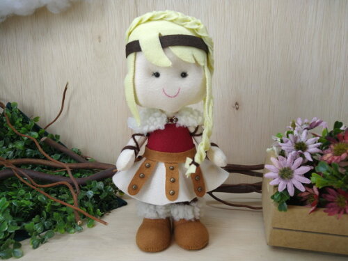 Astrid em Feltro ( Como Treinar seu Dragão)