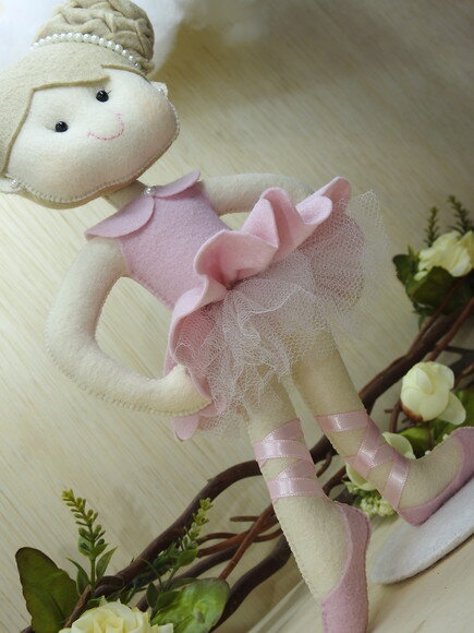 Bailarina em feltro Coque