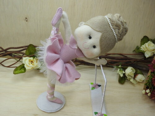 Bailarina em Feltro Coque