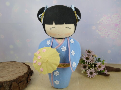 Boneca Kokeshi em Feltro 40 Cm* Chamar Chat