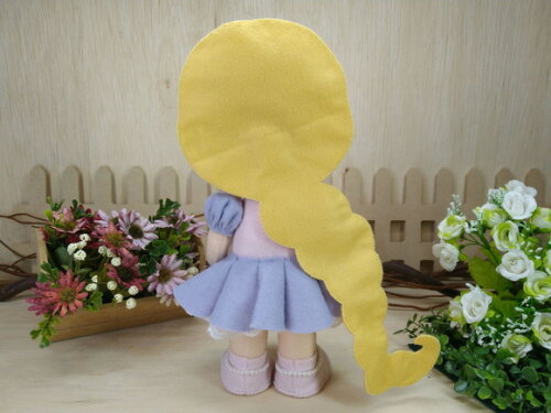 Boneca Rapunzel em Feltro - Enrolados