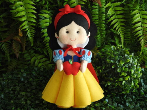 Branca de Neve e Rainha Má de Feltro