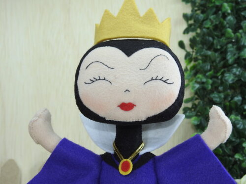 Branca de Neve e Rainha Má de Feltro