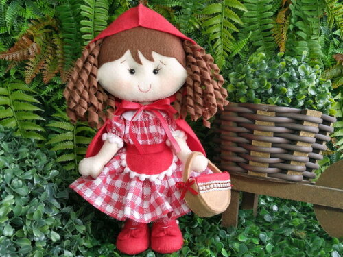Chapeuzinho Vermelho em Feltro - 28 cm