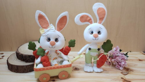 Coelho de Páscoa em Feltro * Chamar Chat
