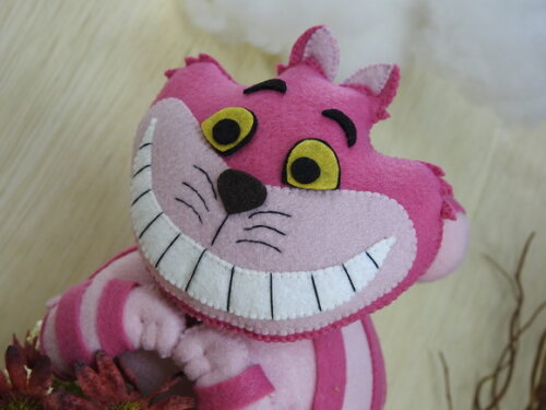 Gato da Alice no País das Maravilhas em Feltro