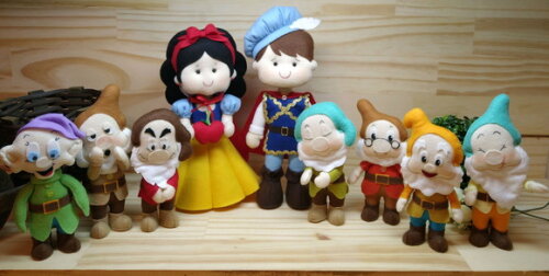 Kit Branca de Neve e os 7 Anões de Feltro