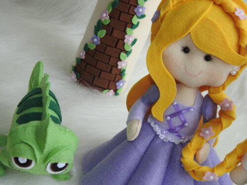 Kit Rapunzel em Feltro do Filme Enrolados