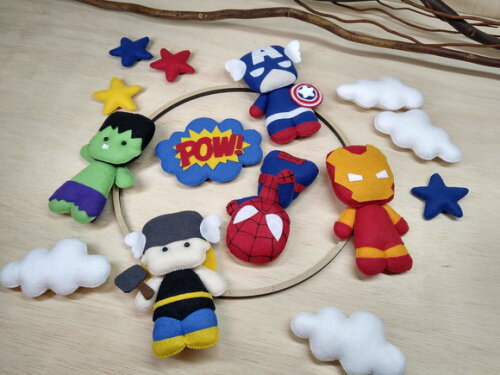 Móbile Super Heróis Toy* Chamar Chat