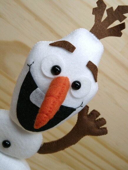Olaf de Feltro Personagem Filme Frozen