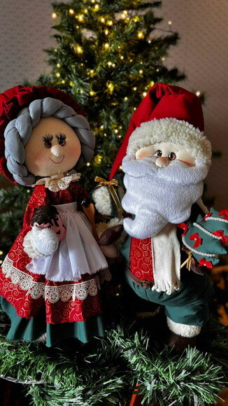 Papai Noel e Mamãe Noel Decorativo + Rena
