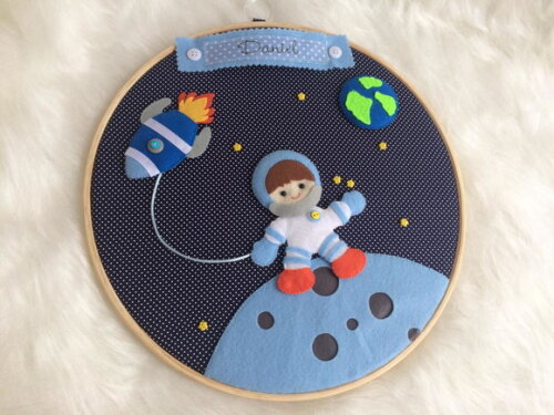 Porta Maternidade Bastidor Astronauta - Chamar Chat