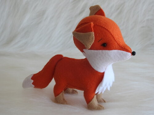 Raposa em Feltro - 3d