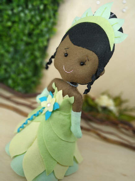 Tiana em feltro - Princesa e o Sapo