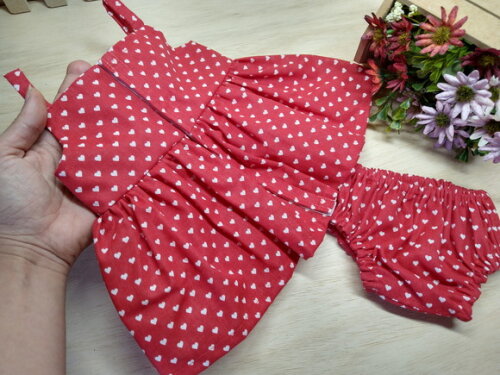 Vestido para Boneca + Calcinha