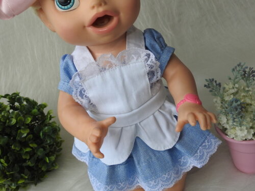 Vestido para Boneca = com Avental