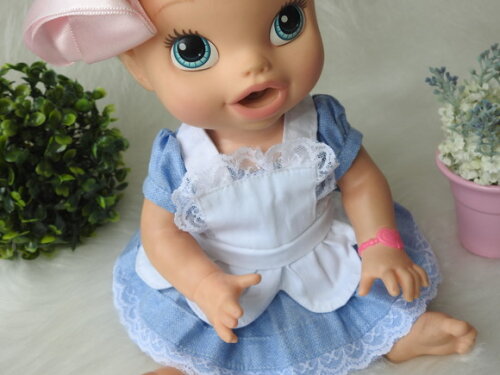 Vestido para Boneca = com Avental