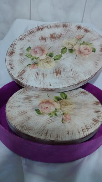 Caixa de com tampa com flores - vendido
