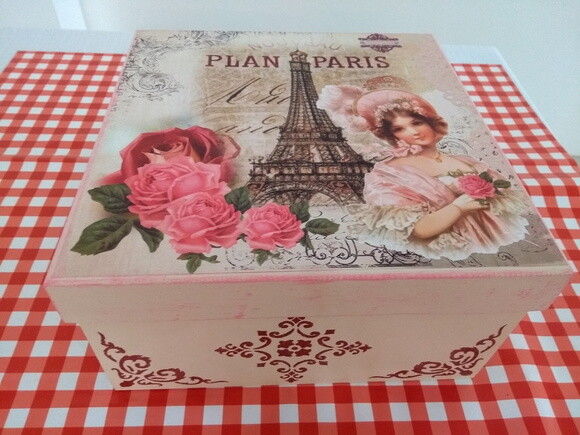 Caixa Grande com tampa Paris