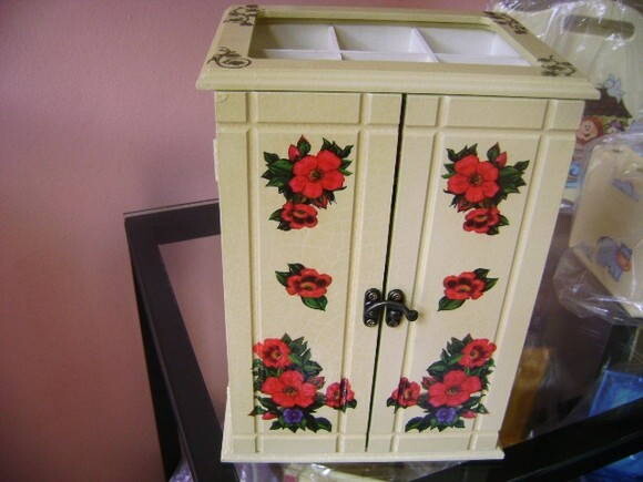 PORTA JOIAS, BIJUTERIA GUARDA ROUPA