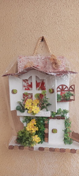 Telha com Arte em Madeira