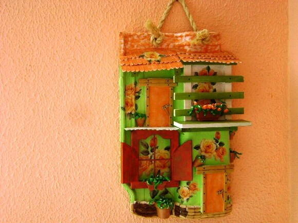 Telha em arte em madeira - VENDIDA