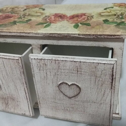 Comoda/Criado - decorada com patina 3 Gavetas