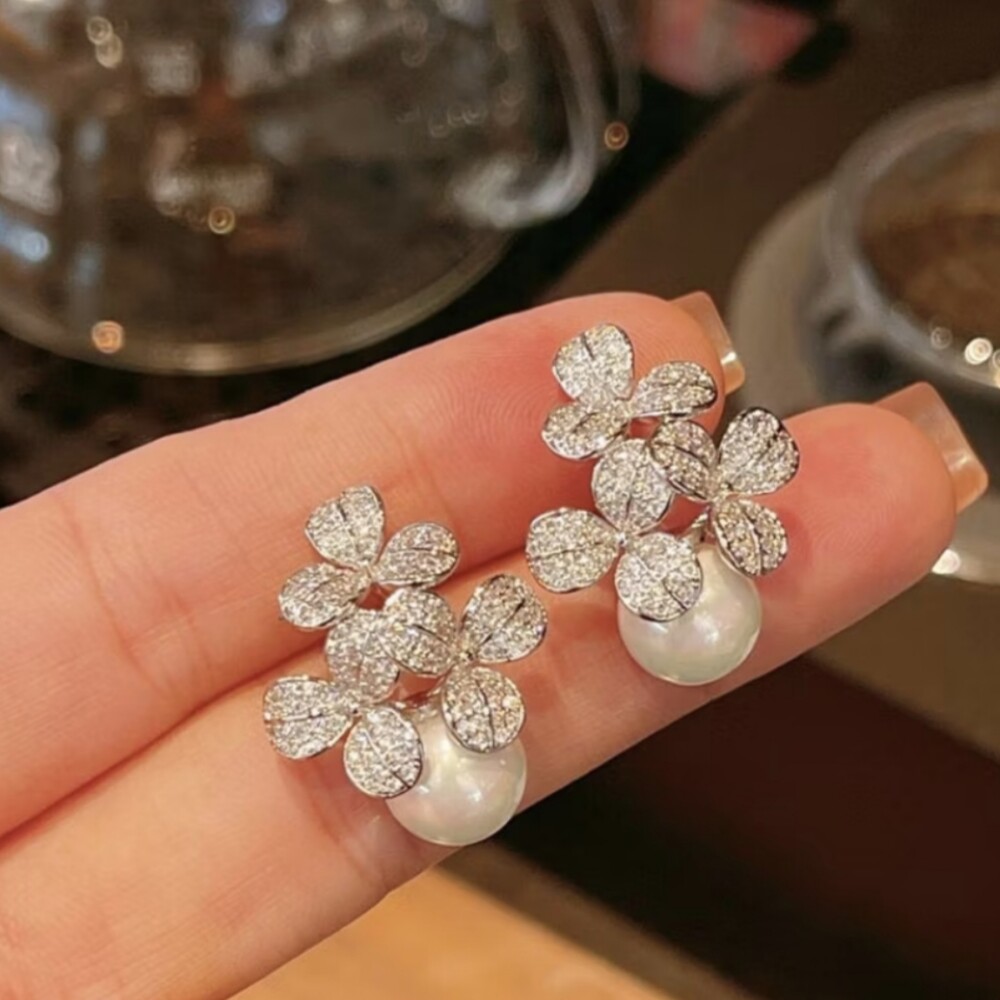 Brinco noiva madrinha pérola natural pequeno festa casamento pra