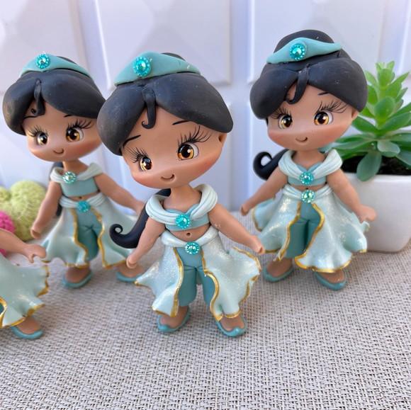 Aplique Jasmine em Biscuit
