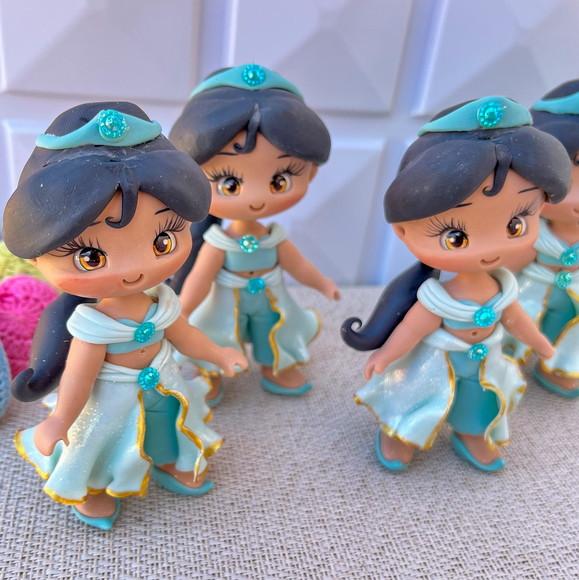 Aplique Jasmine em Biscuit