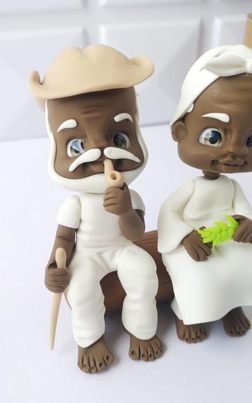Casal de Pretos Velhos em Biscuit