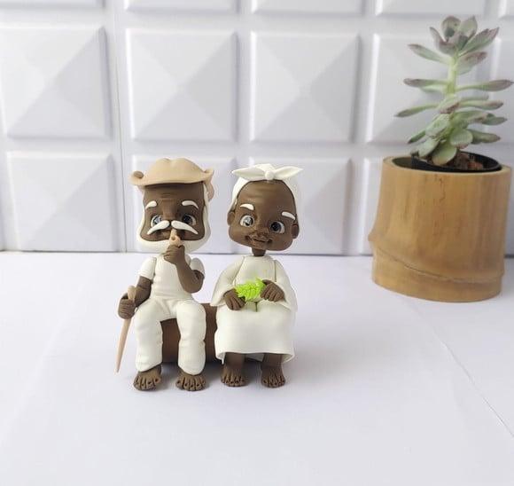 Casal de Pretos Velhos em Biscuit