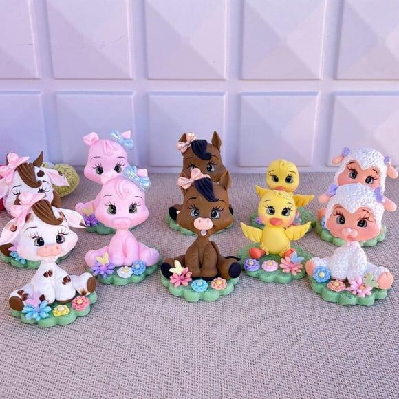 Kit 10 Lembrancinhas + Vela 1 Ano Biscuit | Fazendinha Rosa