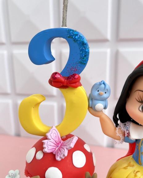 Topo de Bolo Branca de Neve Luxo Personalizado em Biscuit