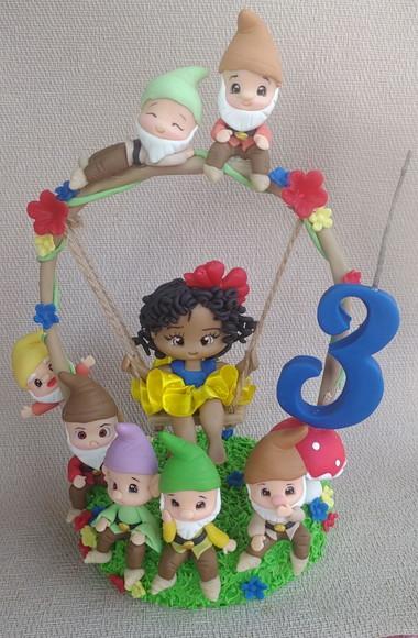 Topo de Bolo Branca de Neve no Balanço