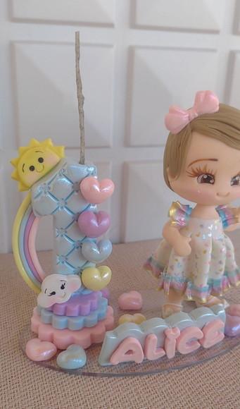 Topo de Bolo Chuva de Amor em Biscuit