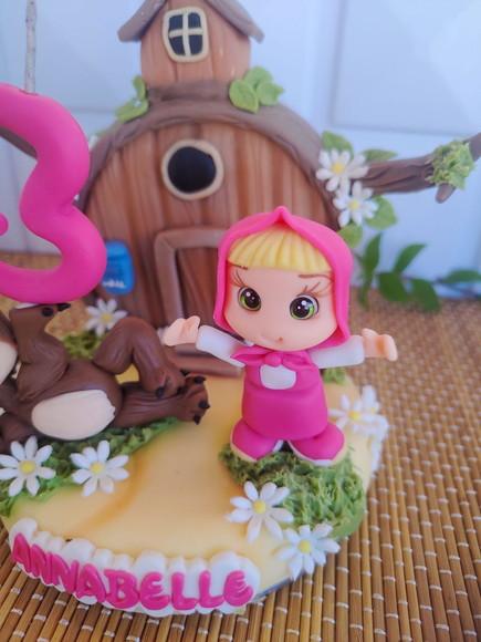 Topo de Bolo Menina e Urso em Biscuit