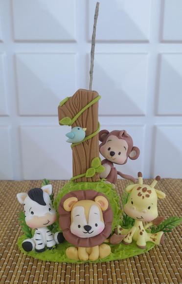 Topo de Bolo Safari em Biscuit