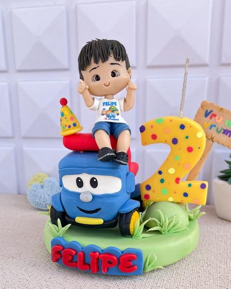 Topo Léo Caminhão Biscuit Personalizado Nome Idade
