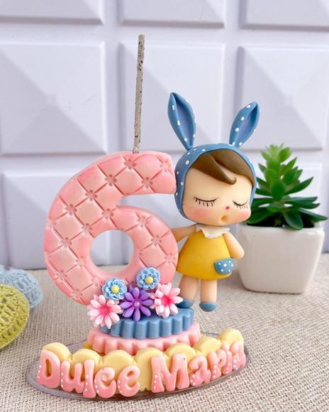 Vela Biscuit Bonequinha Metoo Personalizada Nome Idade