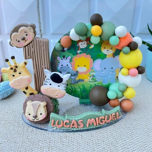 Vela de Aniversário Safari em Biscuit com Nome e Idade