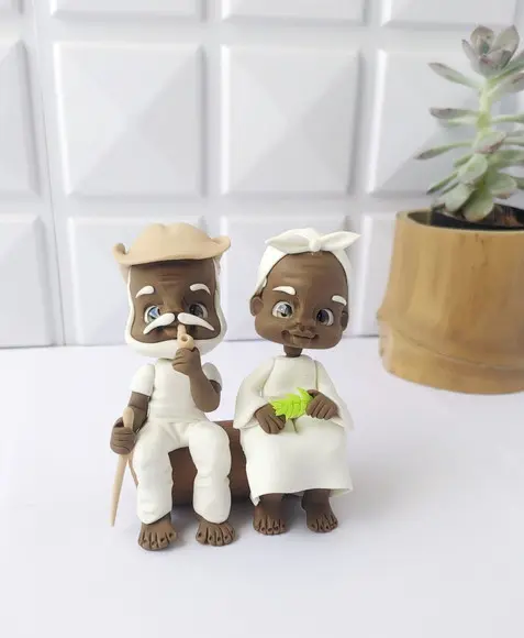 Casal de Pretos Velhos em Biscuit