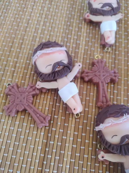 Entremeio para Terço Jesus na Cruz