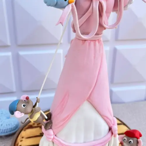 Peça Decorativa Vestido Cinderela em Biscuit Artesanal