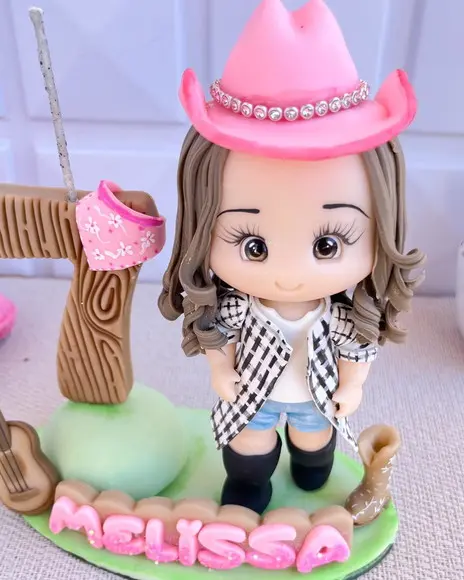 Topo de Bolo Boiadeira Fazendinha Menina Biscuit Personaliza