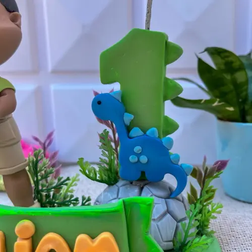 Topo de Bolo Dinossauro Baby Personalizado em Biscuit